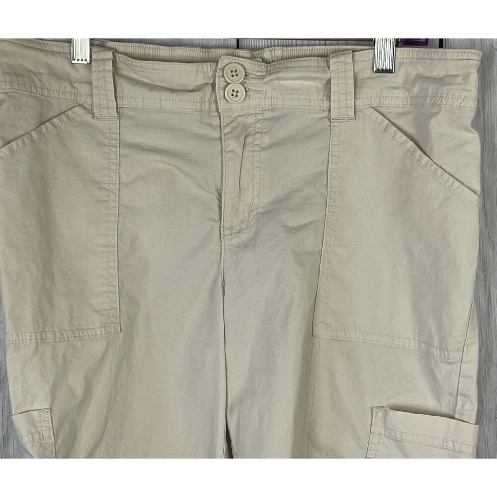Duo Maternity Small Khaki Cargo Capri Pants with Stretch 6 Pockets - Picture 2 of 5